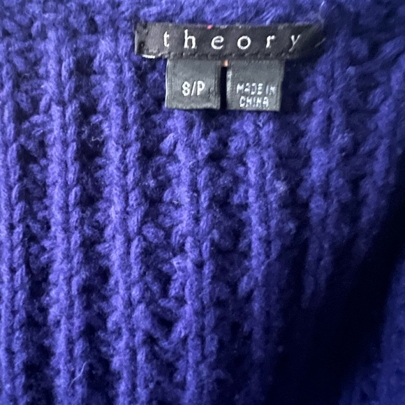 ⭐️ Theory Toggle Knit Sweater - Picture 5 of 10